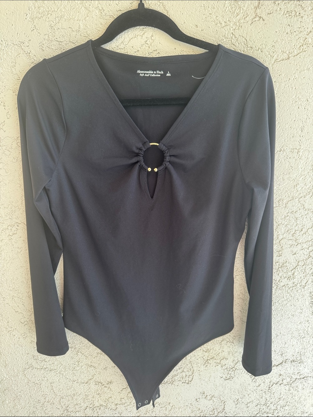 Abercrombie & Fitch Black Long-Sleeve Ring-Detail stretch Bodysuit size Large